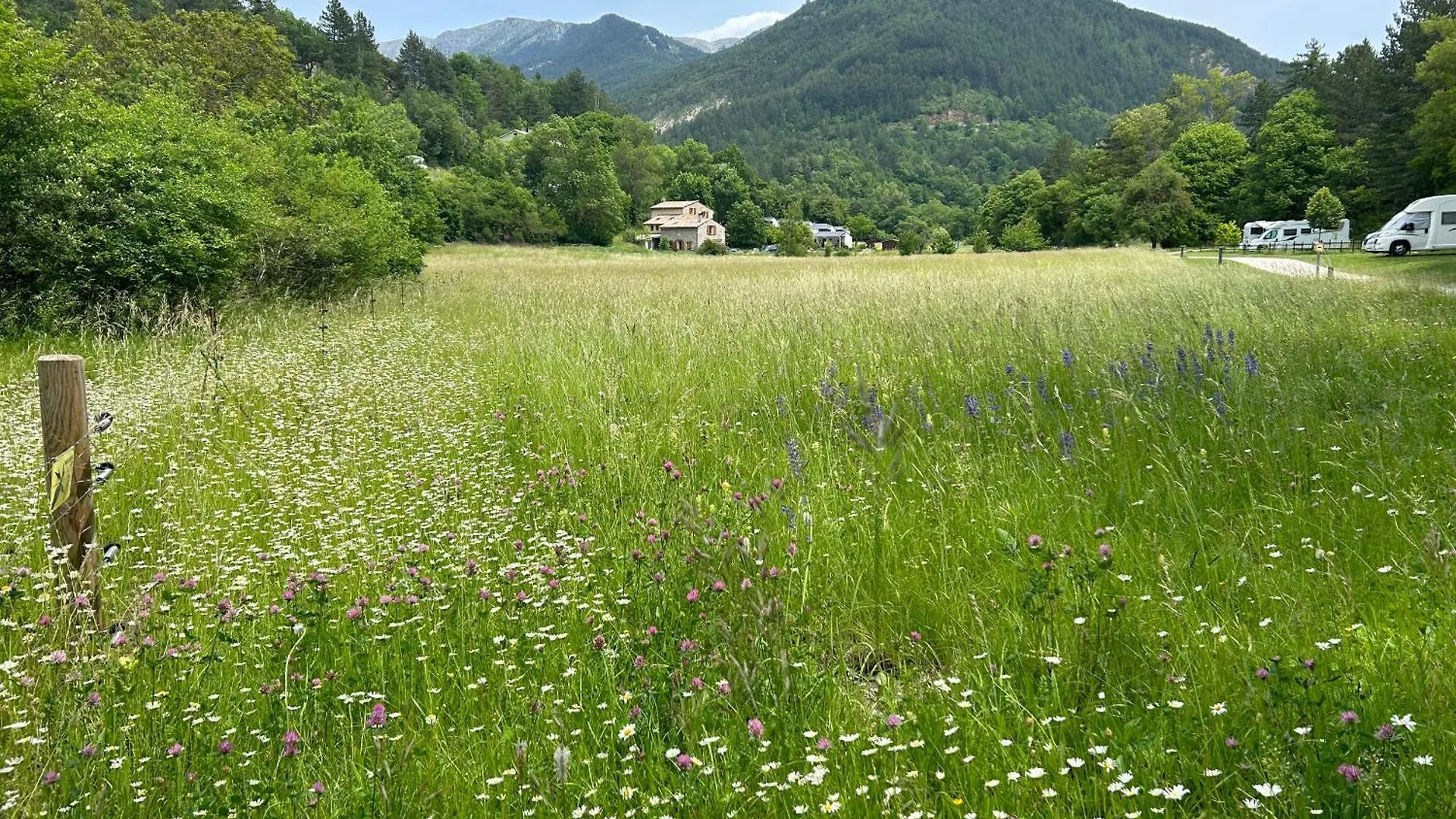 Camping Les Framboiseilles Castellane 3*,