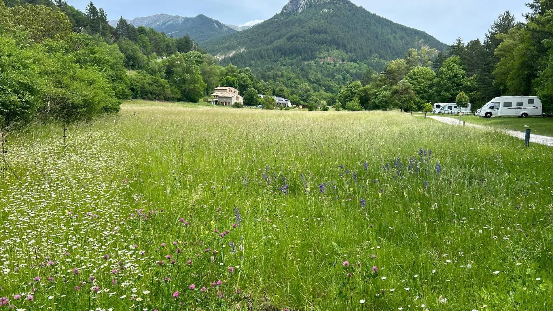 Camping Les Framboiseilles Castellane Campeggio