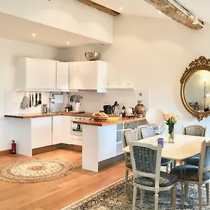 Apartment Barri